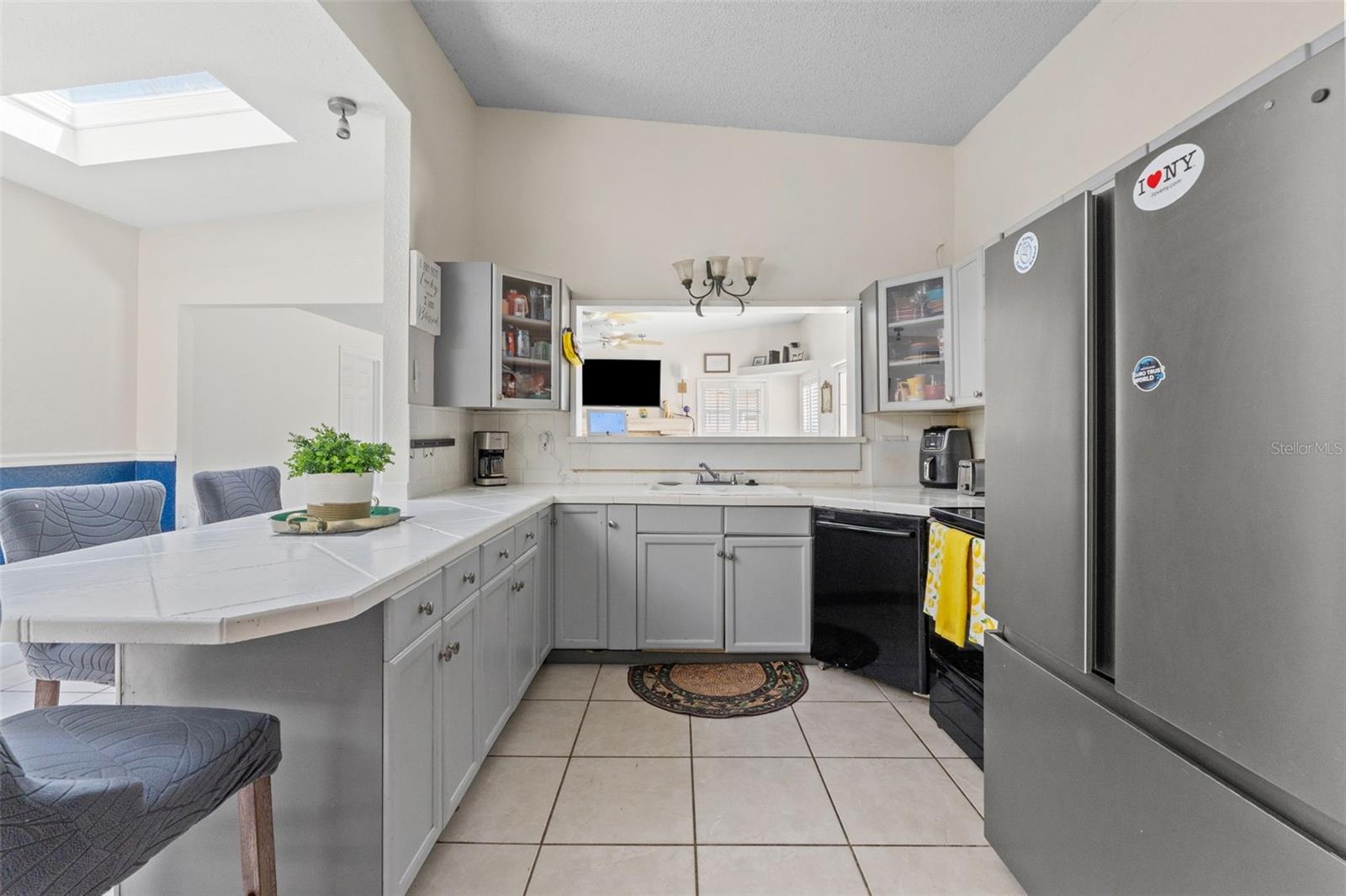 Image 6 of 27 For 7300 11th Avenue N