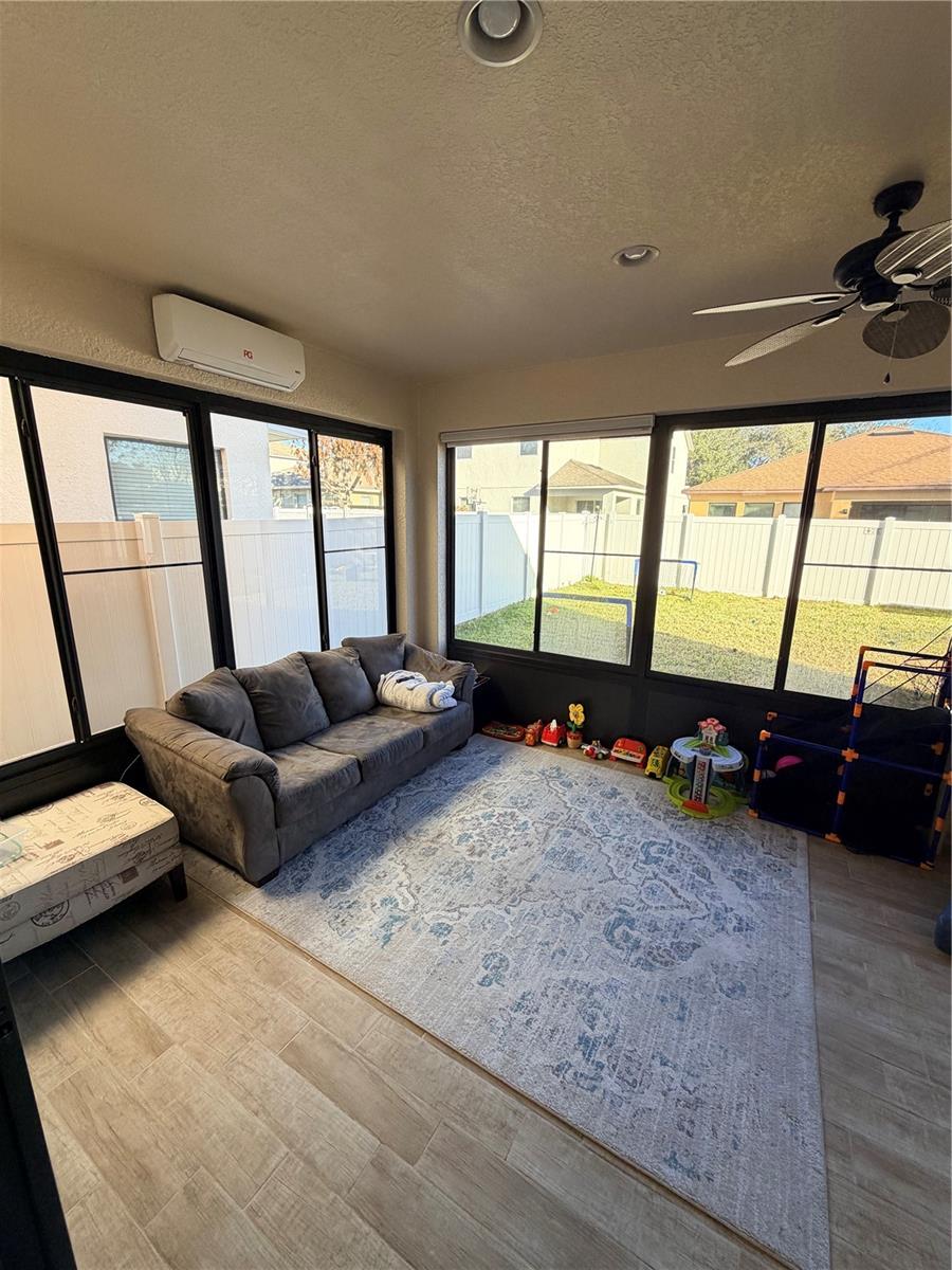 Image 18 of 37 For 2514 Cross More Street