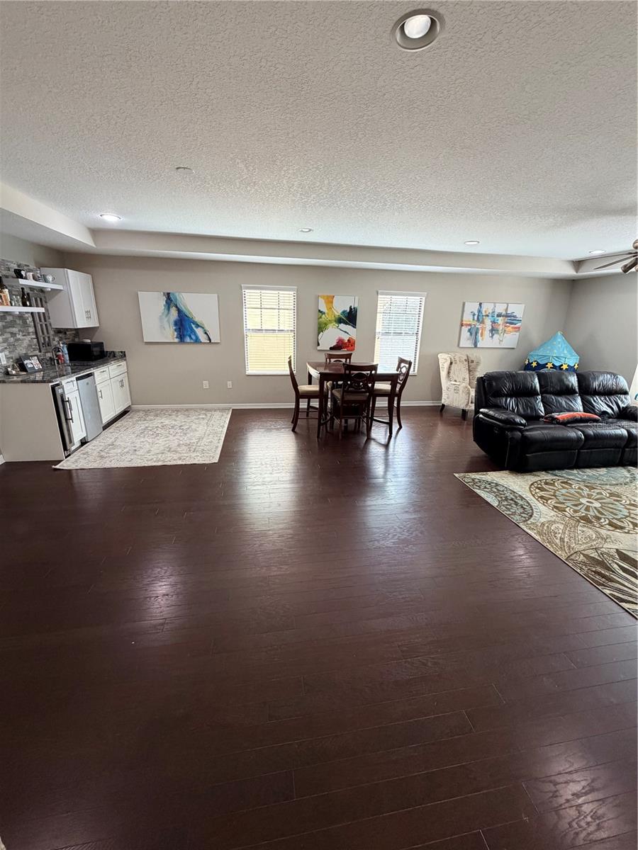 Image 23 of 37 For 2514 Cross More Street