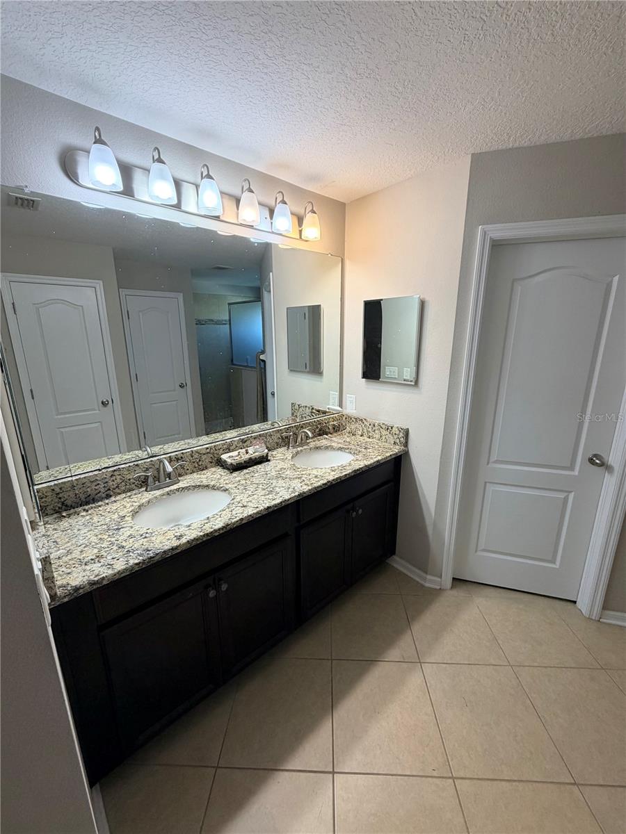 Image 37 of 37 For 2514 Cross More Street