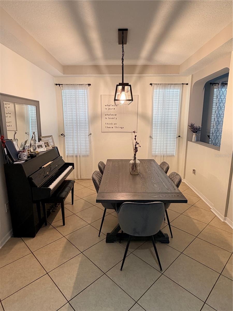 Image 8 of 37 For 2514 Cross More Street