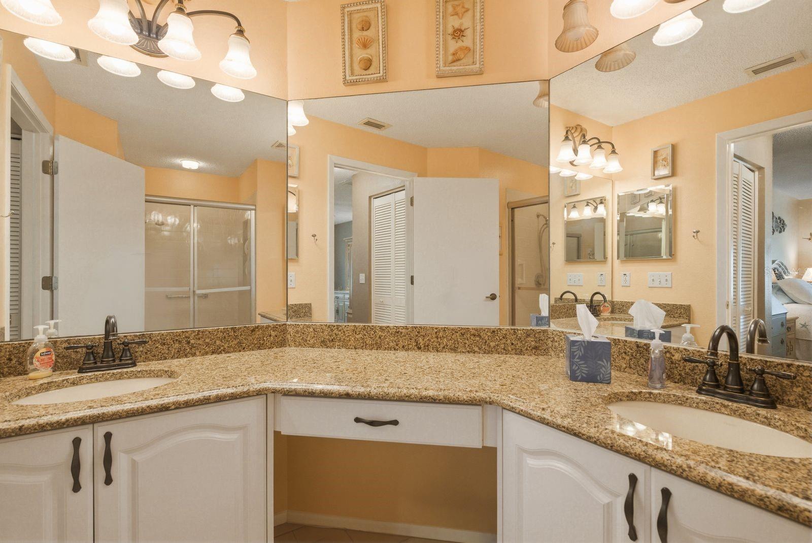 Image 21 of 37 For 6542 Pine Walk Drive