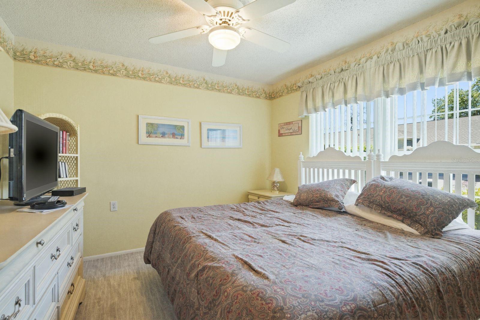 Image 22 of 37 For 6542 Pine Walk Drive