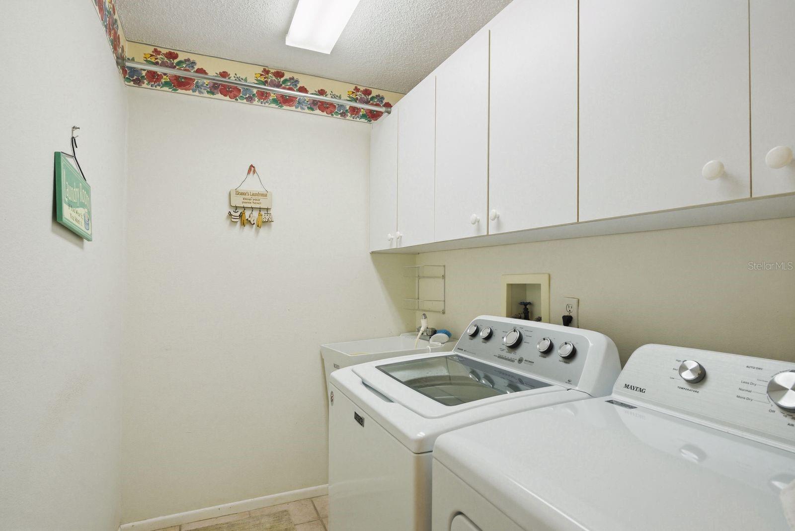 Image 25 of 37 For 6542 Pine Walk Drive