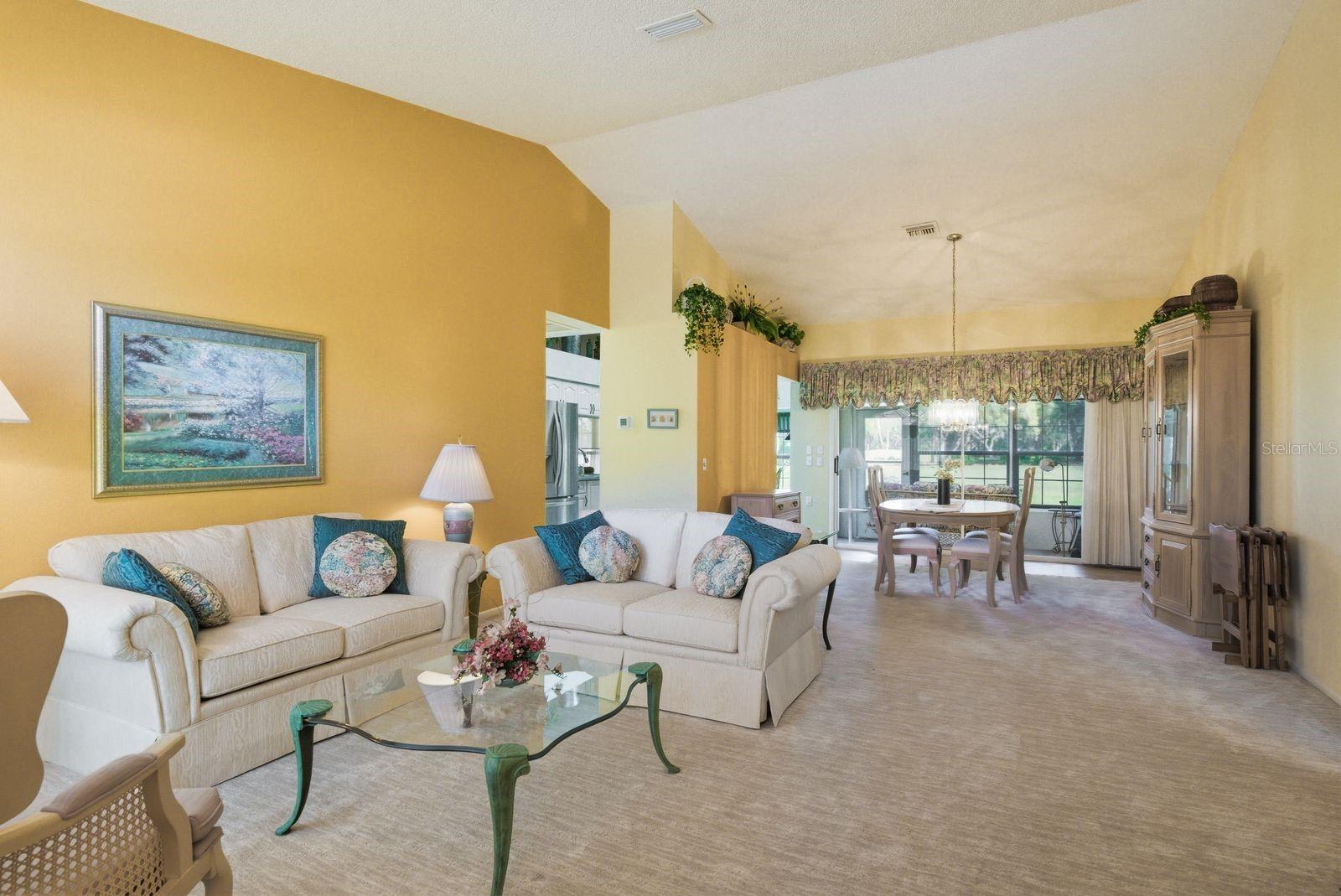 Image 6 of 37 For 6542 Pine Walk Drive