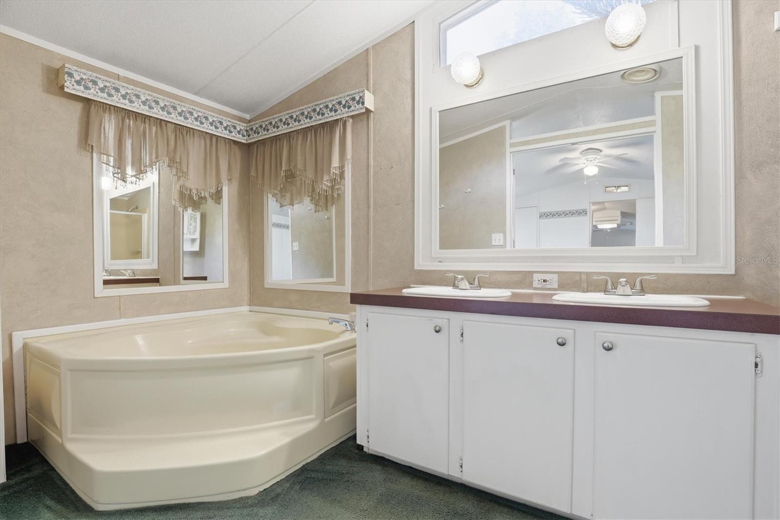 Image 40 of 55 For 6169 Waverly Road