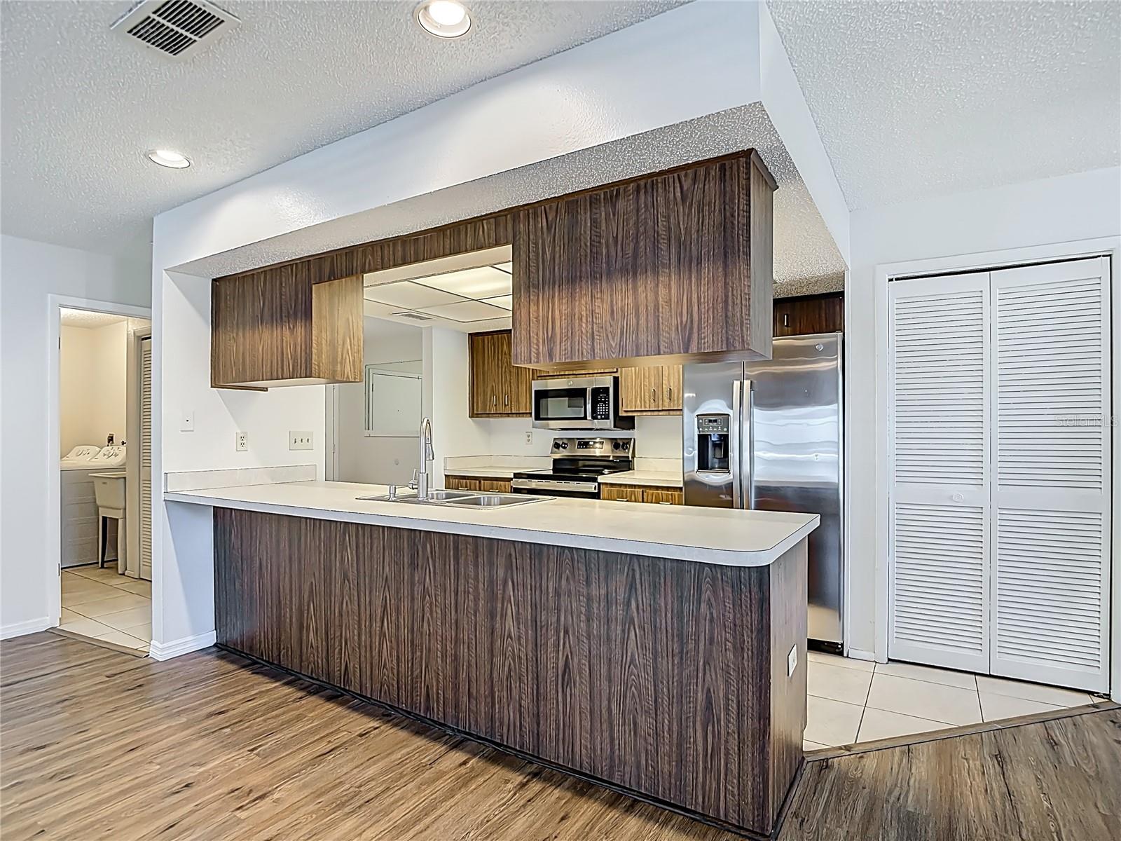 Image 11 of 63 For 8617 Stonehedge Way