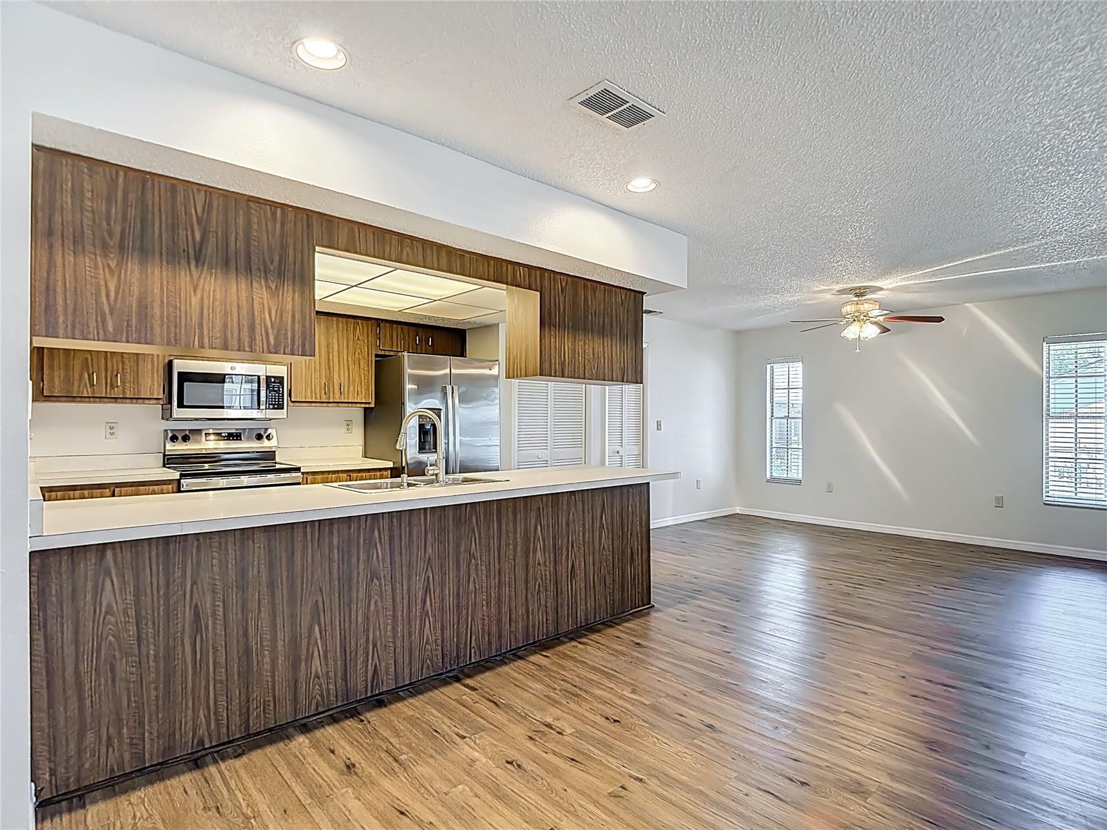 Image 16 of 63 For 8617 Stonehedge Way