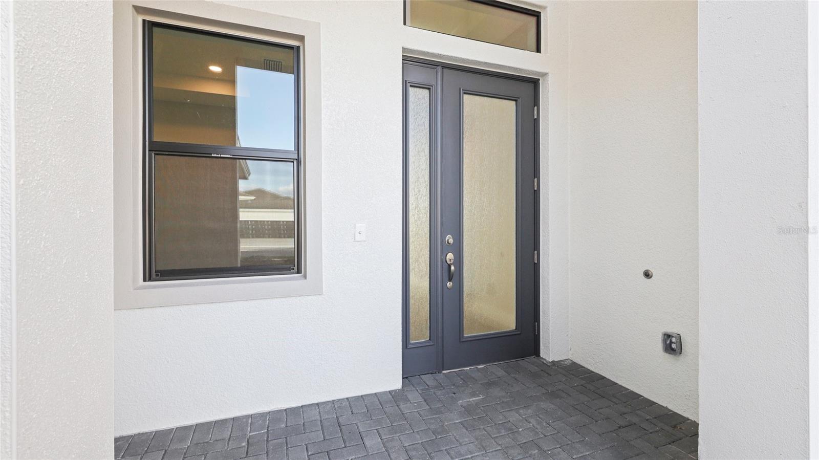 Image 3 of 40 For 4924 Edisto Court