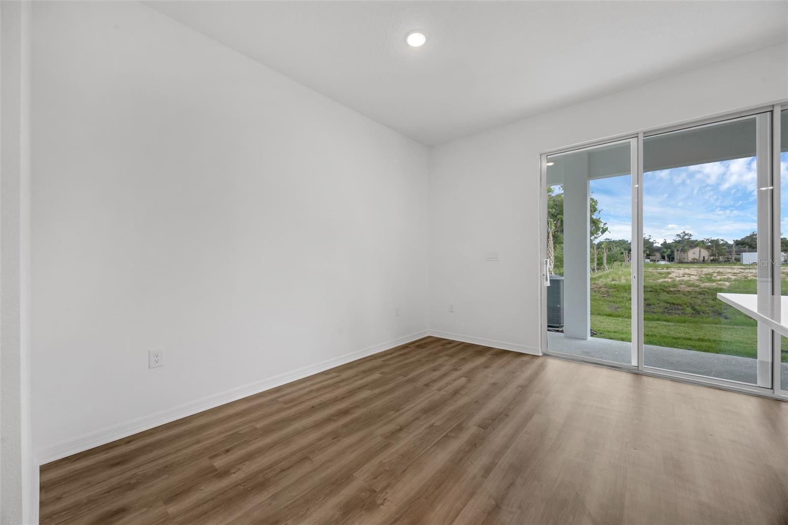 Image 7 of 26 For 1132 Cypress Elm Drive