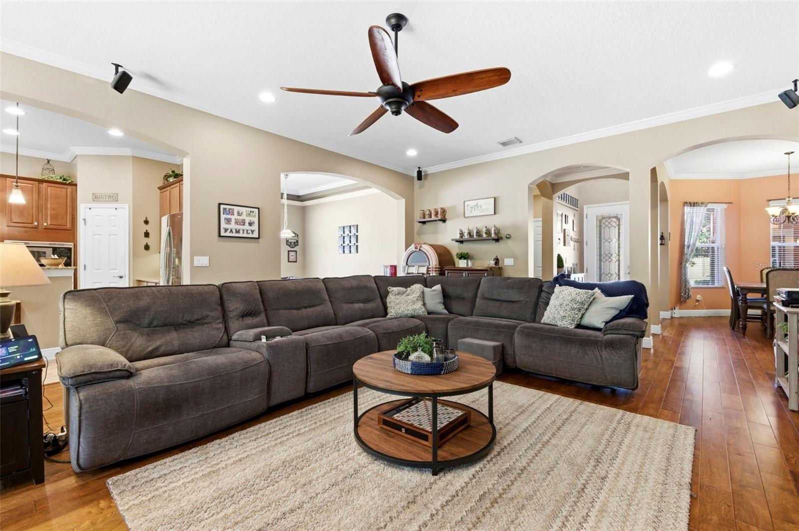 Image 17 of 100 For 8743 New Alexandria Loop