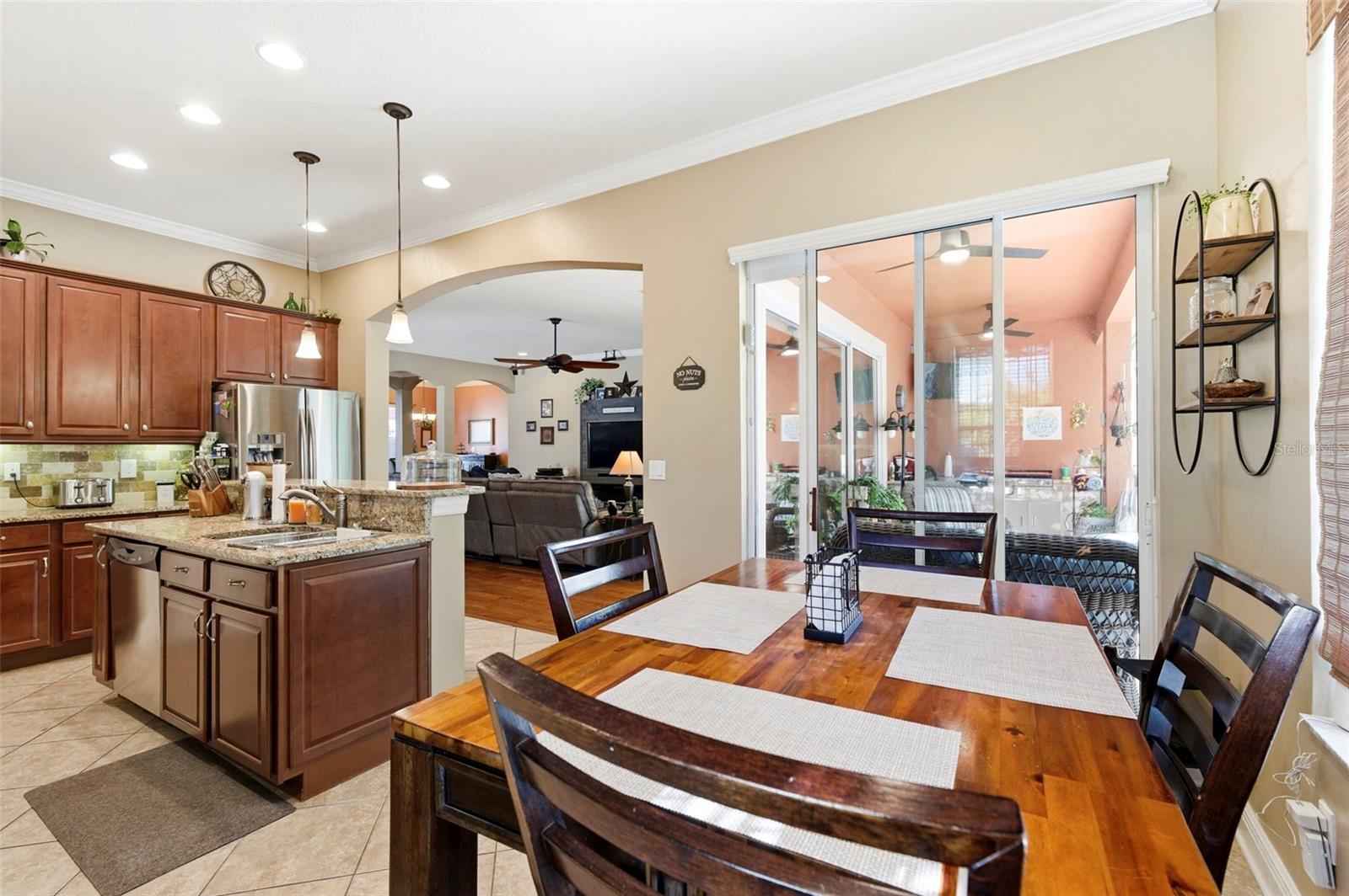 Image 19 of 100 For 8743 New Alexandria Loop