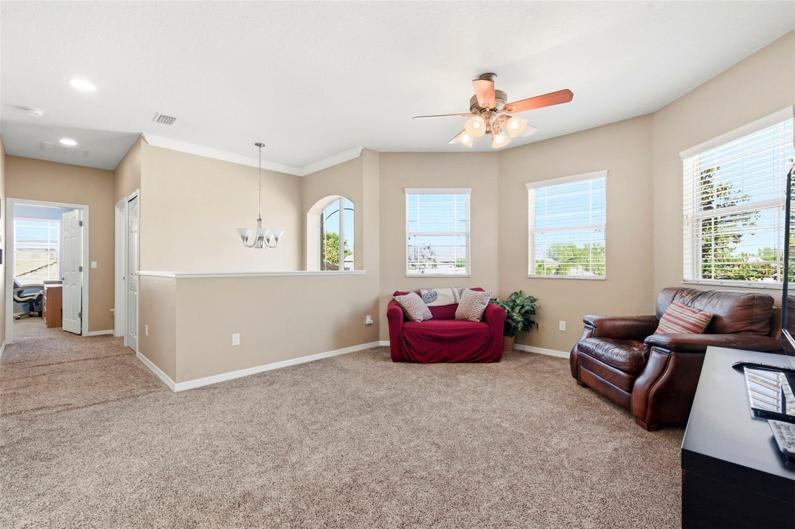 Image 47 of 100 For 8743 New Alexandria Loop