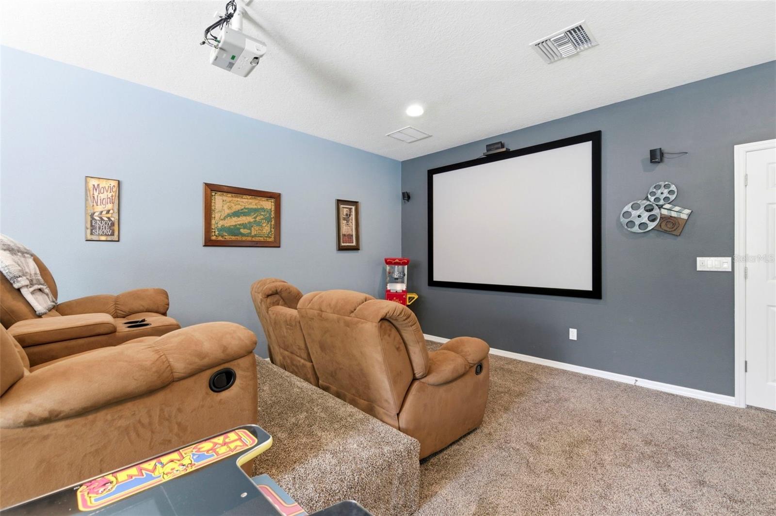 Image 51 of 100 For 8743 New Alexandria Loop