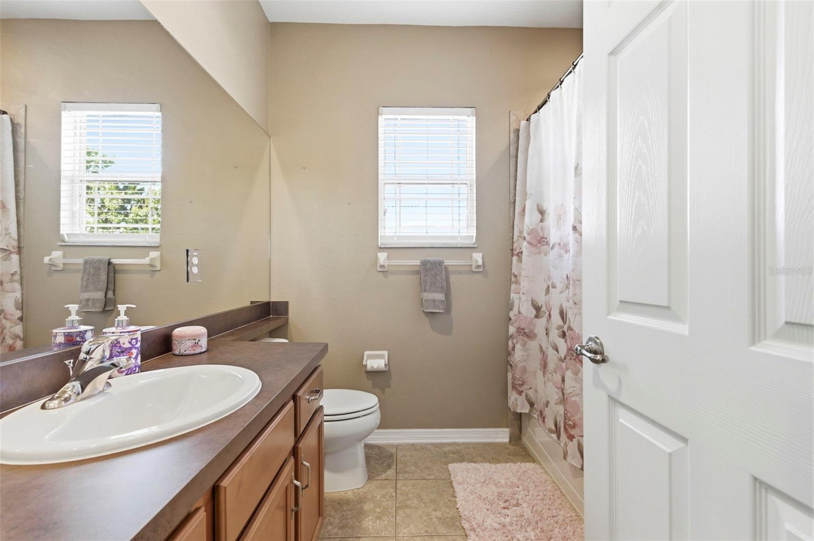 Image 61 of 100 For 8743 New Alexandria Loop