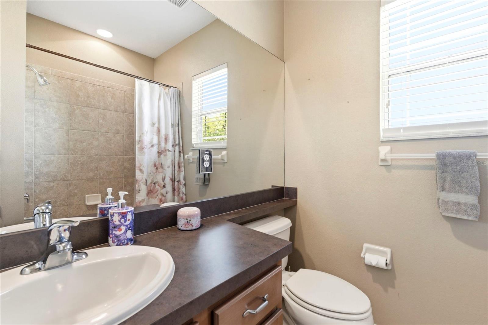 Image 62 of 100 For 8743 New Alexandria Loop