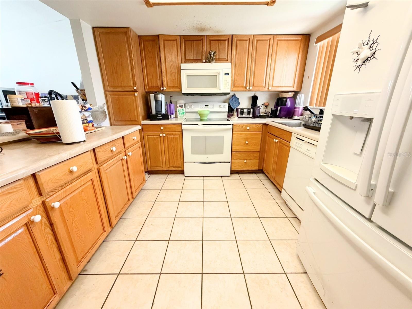 Image 2 of 20 For 10537 Linger Ln