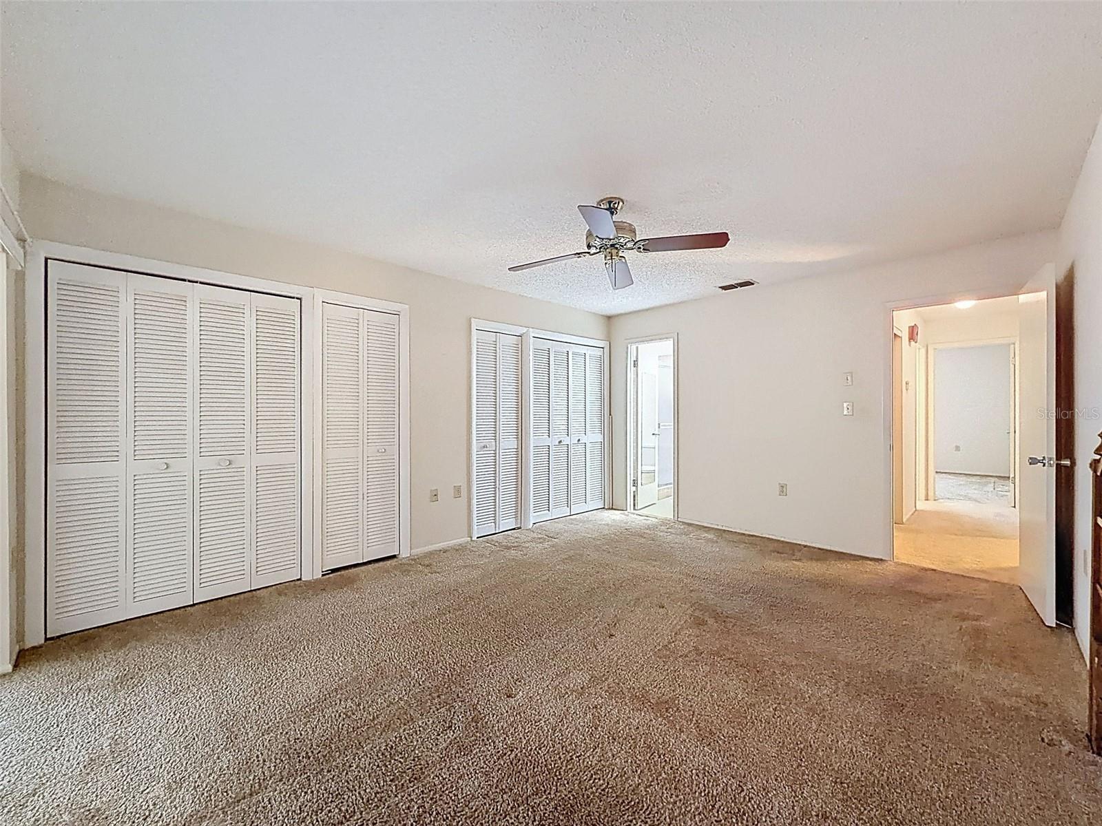 Image 16 of 35 For 9811 Woodstock Lane