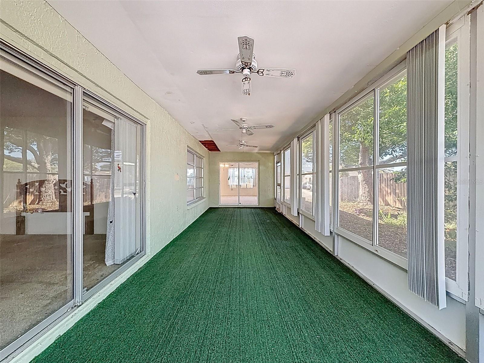 Image 28 of 35 For 9811 Woodstock Lane