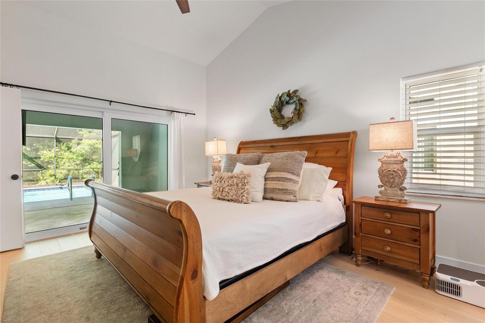 Image 18 of 34 For 3262 Glenridge Drive