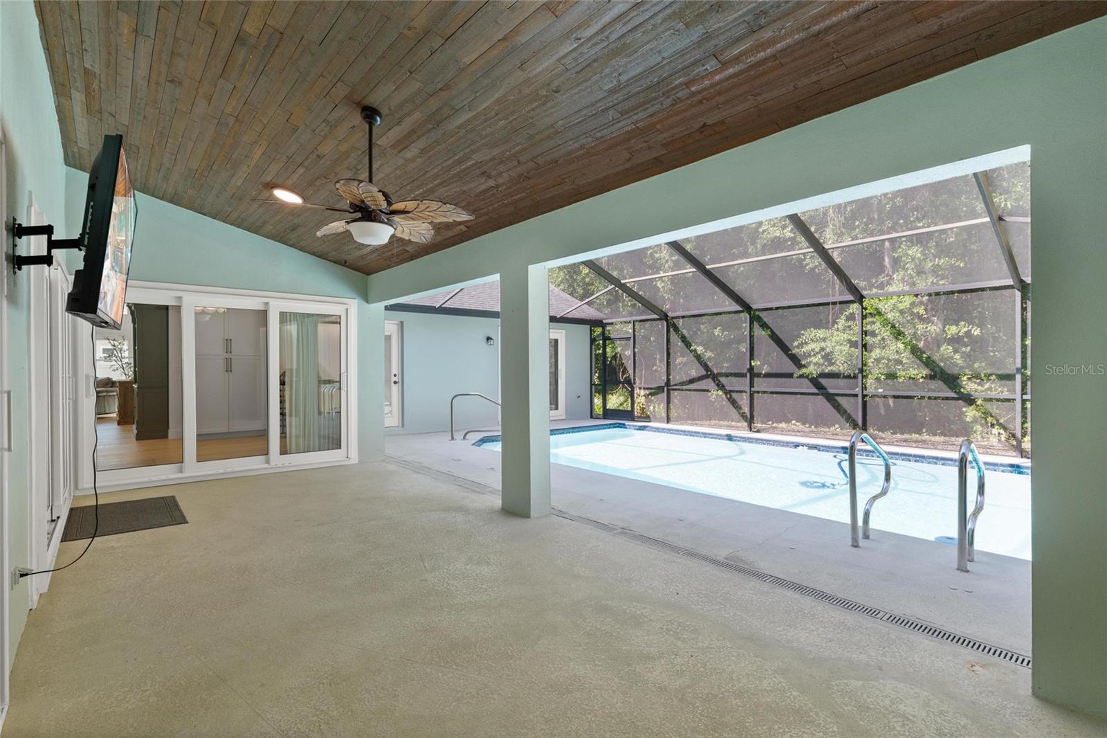 Image 30 of 34 For 3262 Glenridge Drive