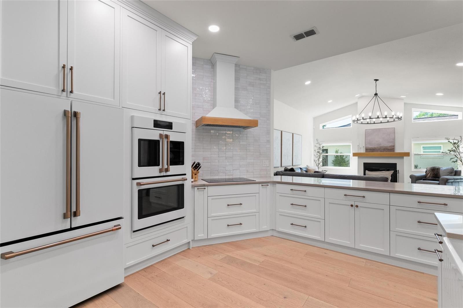 Image 7 of 34 For 3262 Glenridge Drive