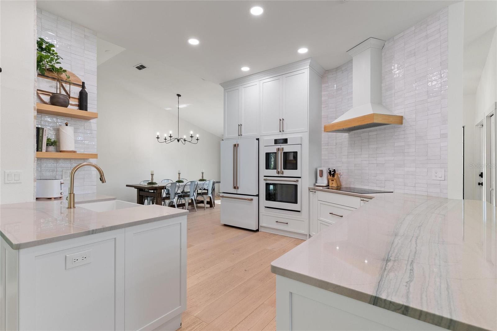 Image 8 of 34 For 3262 Glenridge Drive