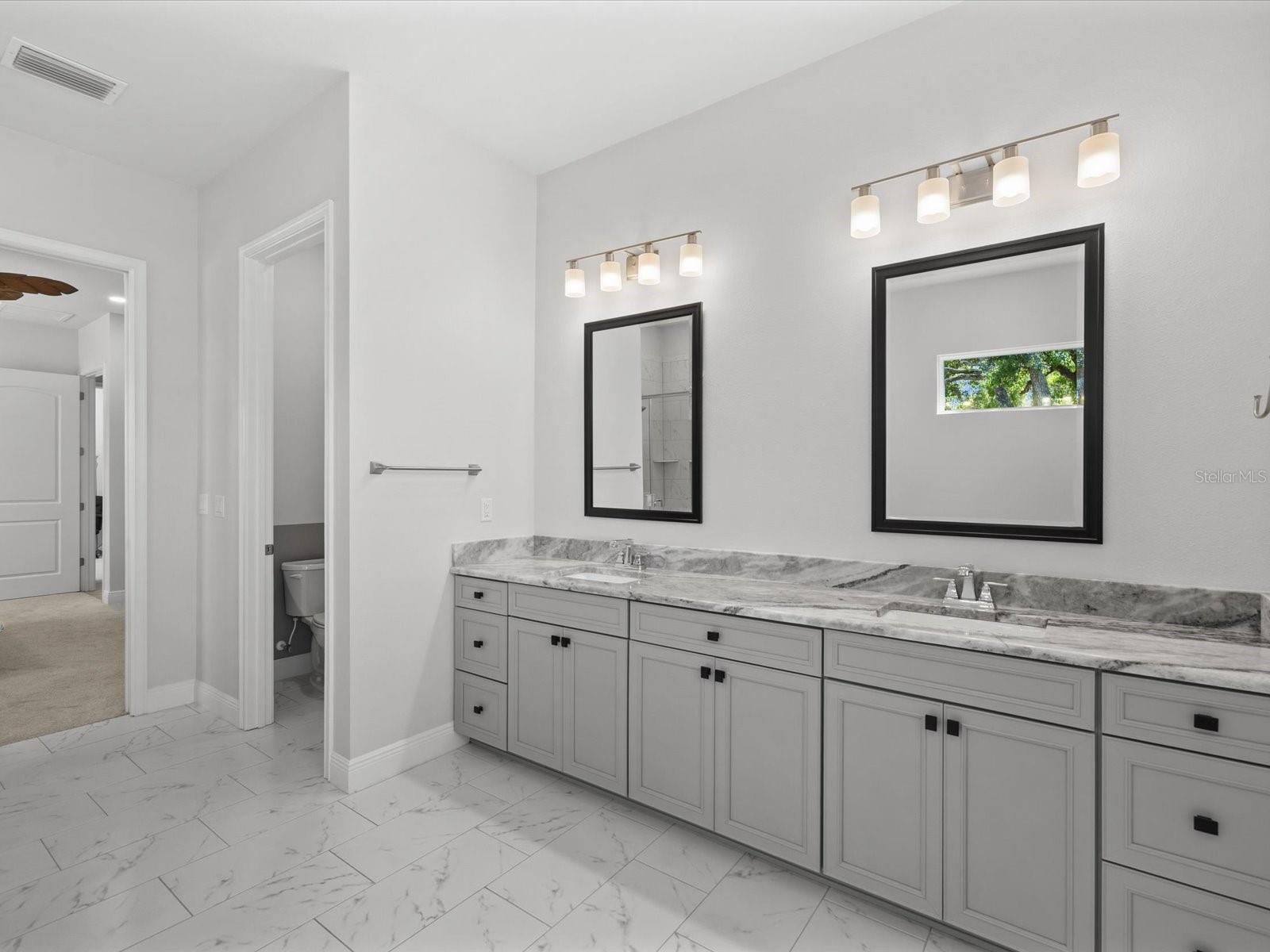 Image 31 of 94 For 11981 Robina Road