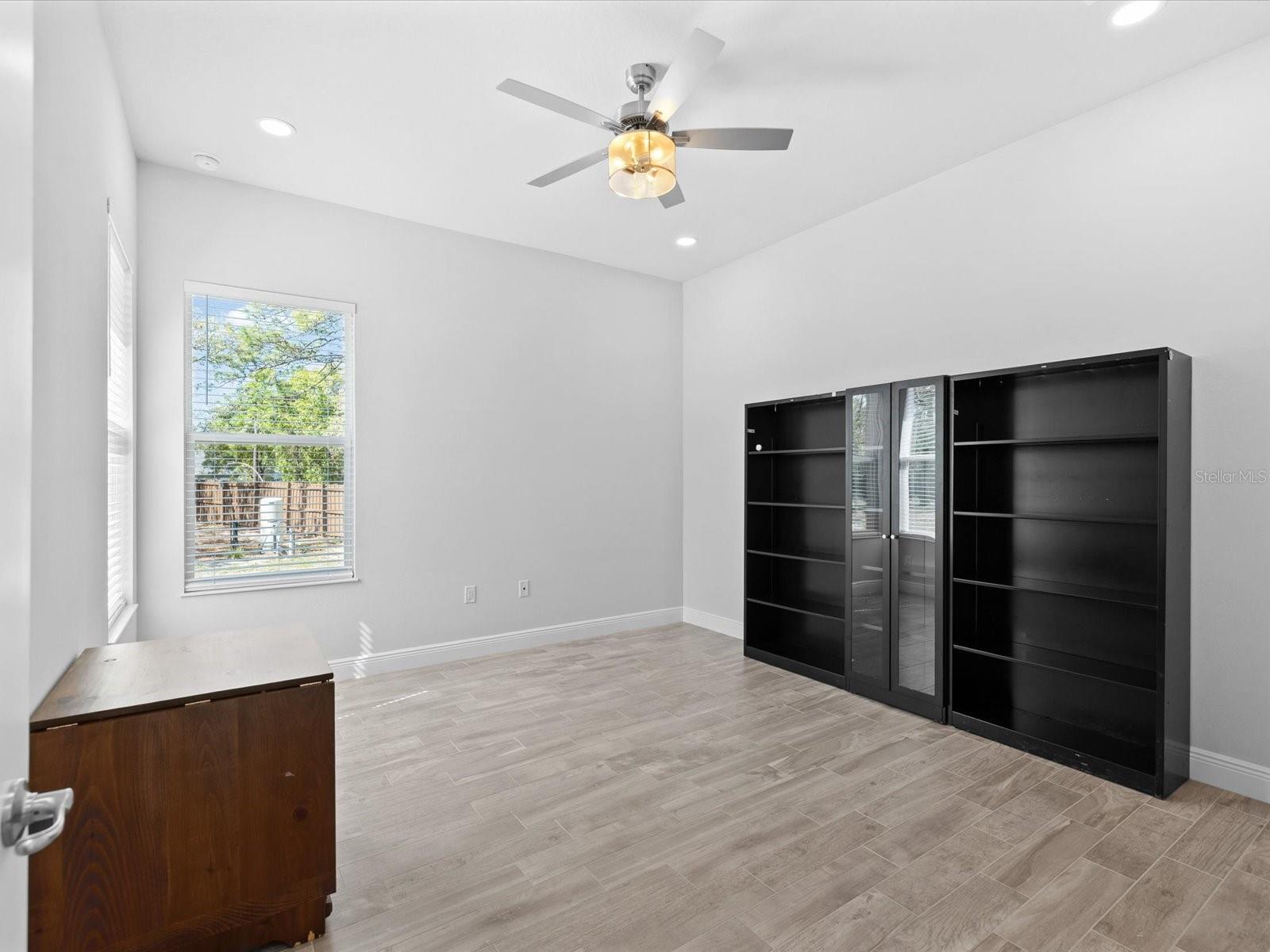 Image 35 of 94 For 11981 Robina Road