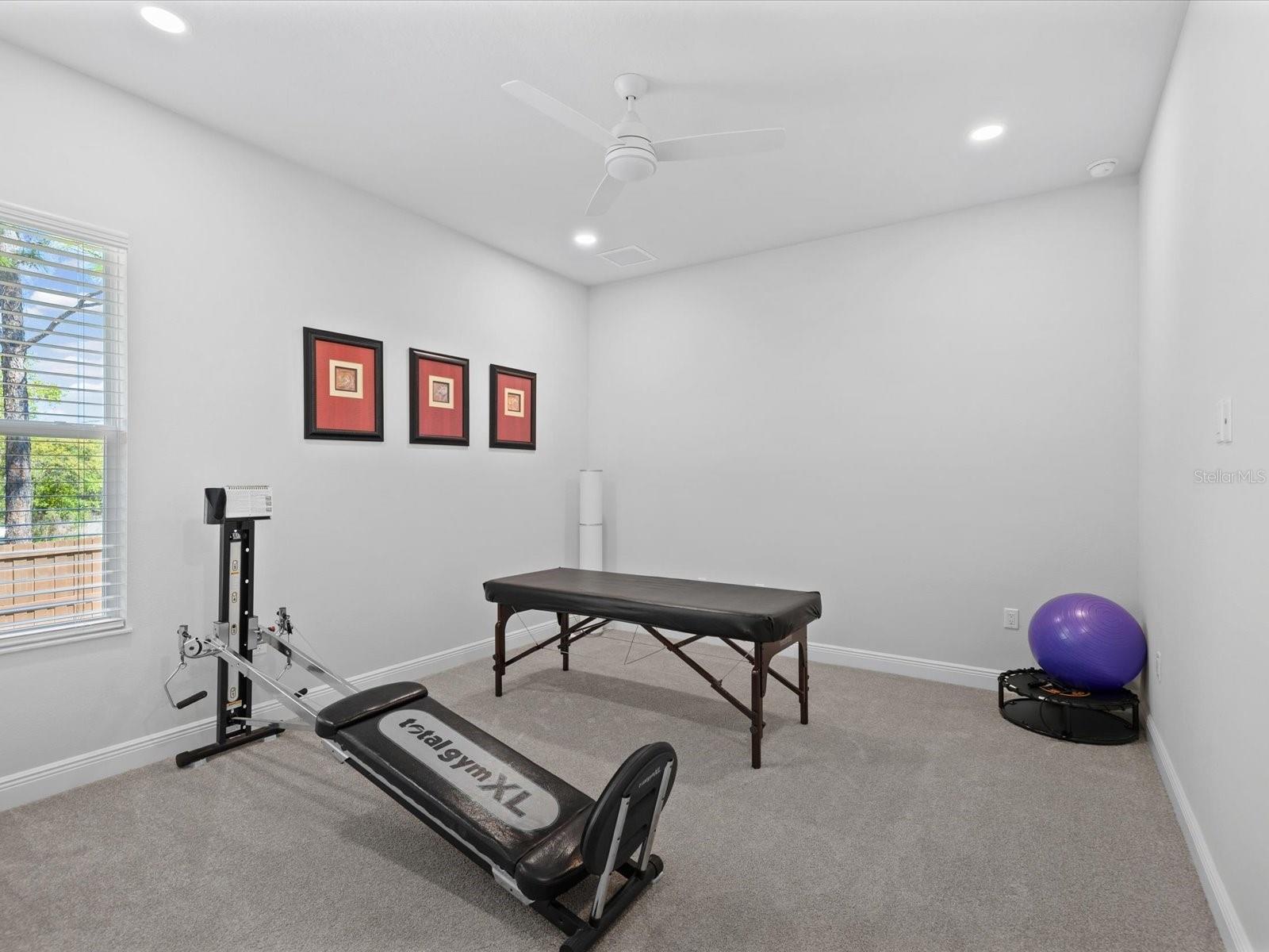 Image 43 of 94 For 11981 Robina Road