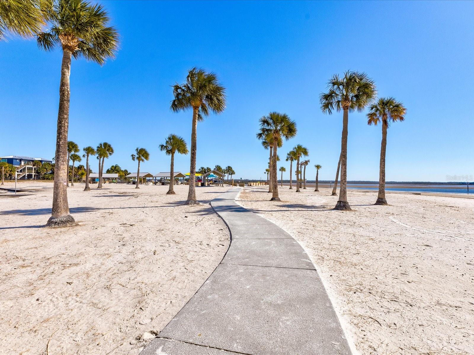 Image 76 of 94 For 11981 Robina Road