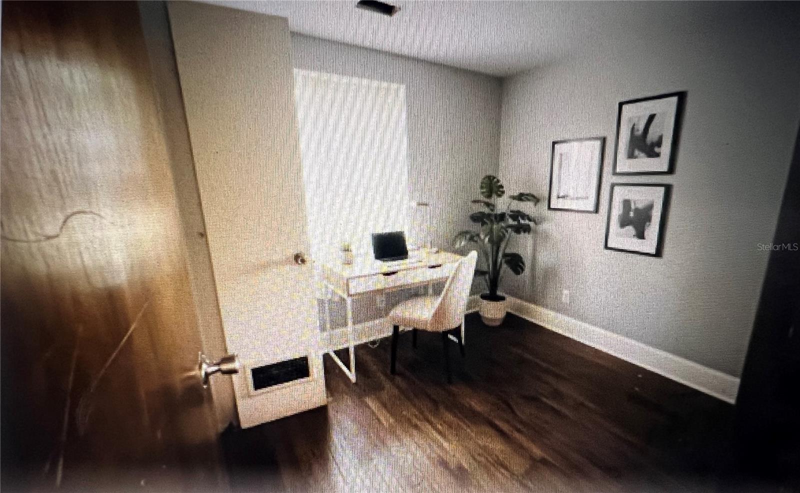 Image 17 of 30 For 11303 Chicago Avenue