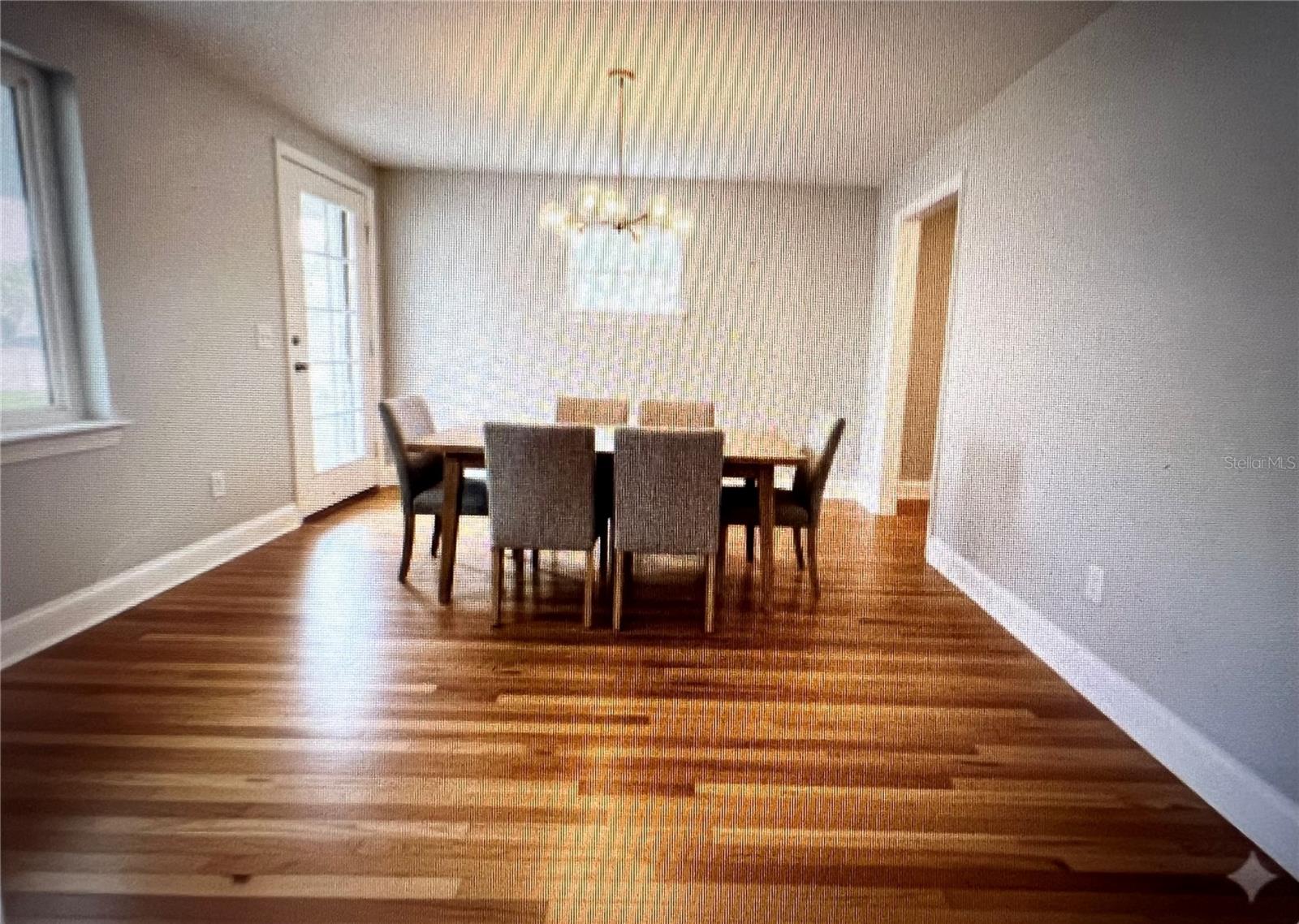 Image 4 of 30 For 11303 Chicago Avenue