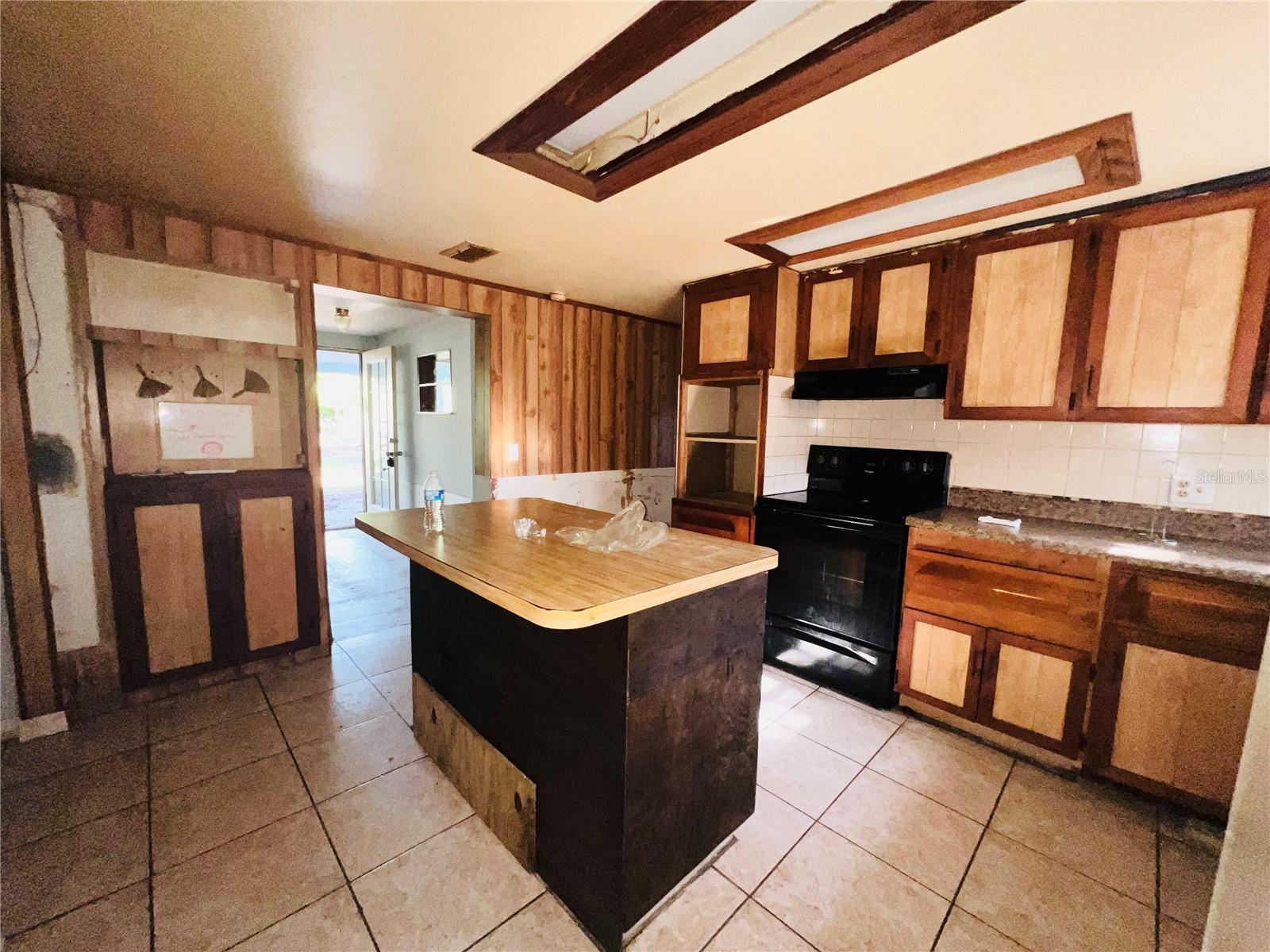 Image 7 of 30 For 11303 Chicago Avenue