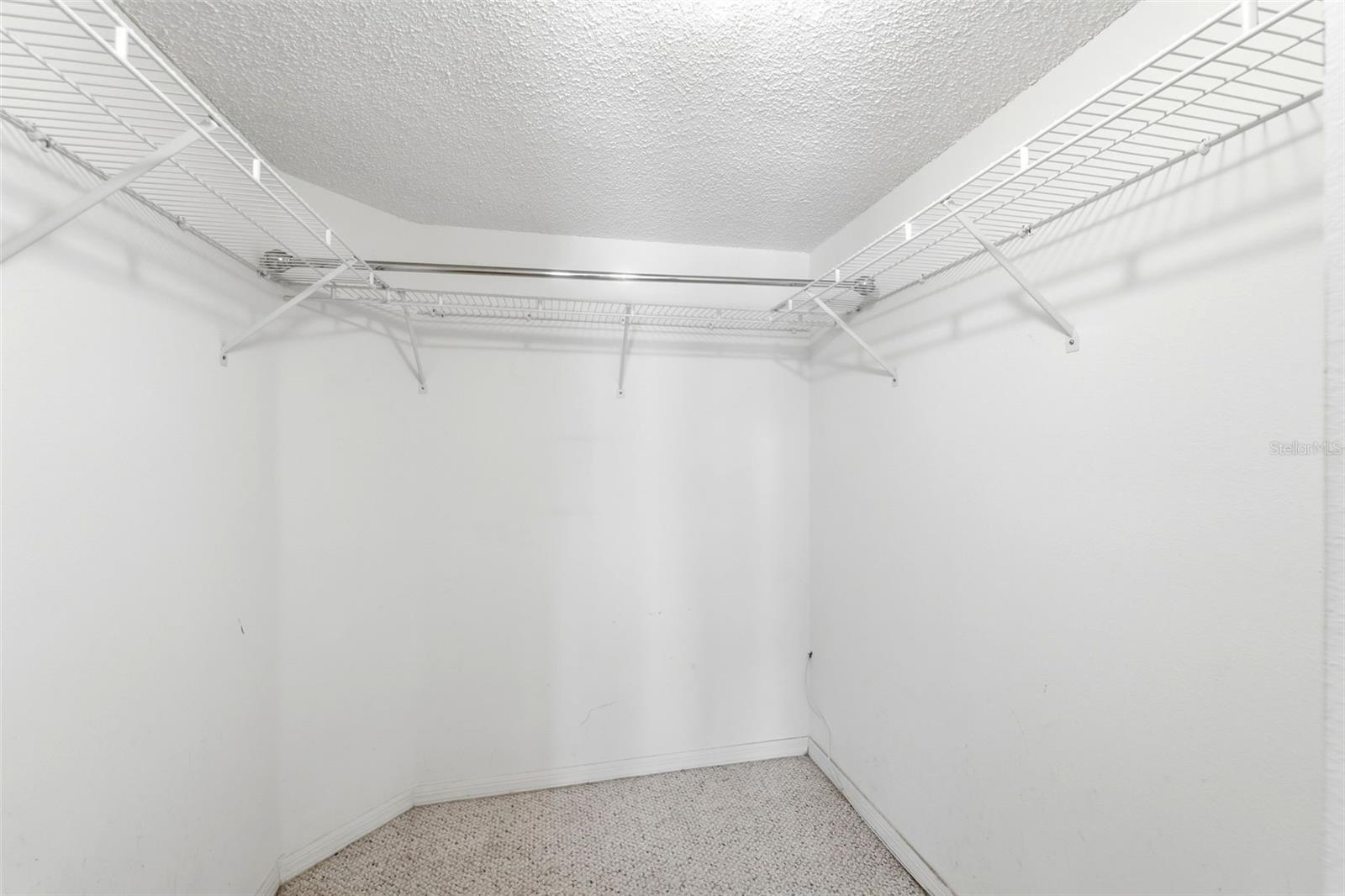 Image 21 of 45 For 11127 Cherrywood Court