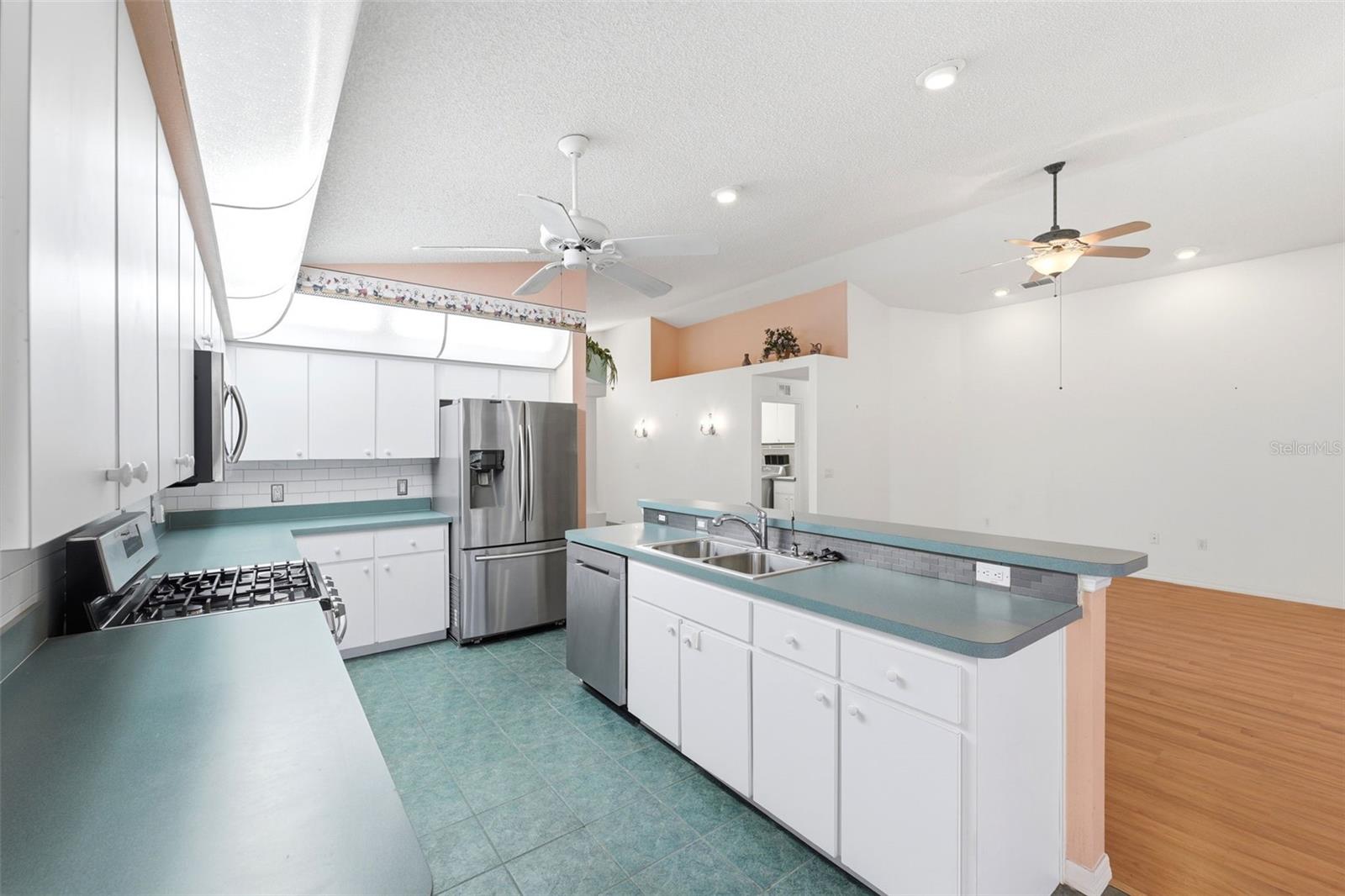 Image 42 of 45 For 11127 Cherrywood Court