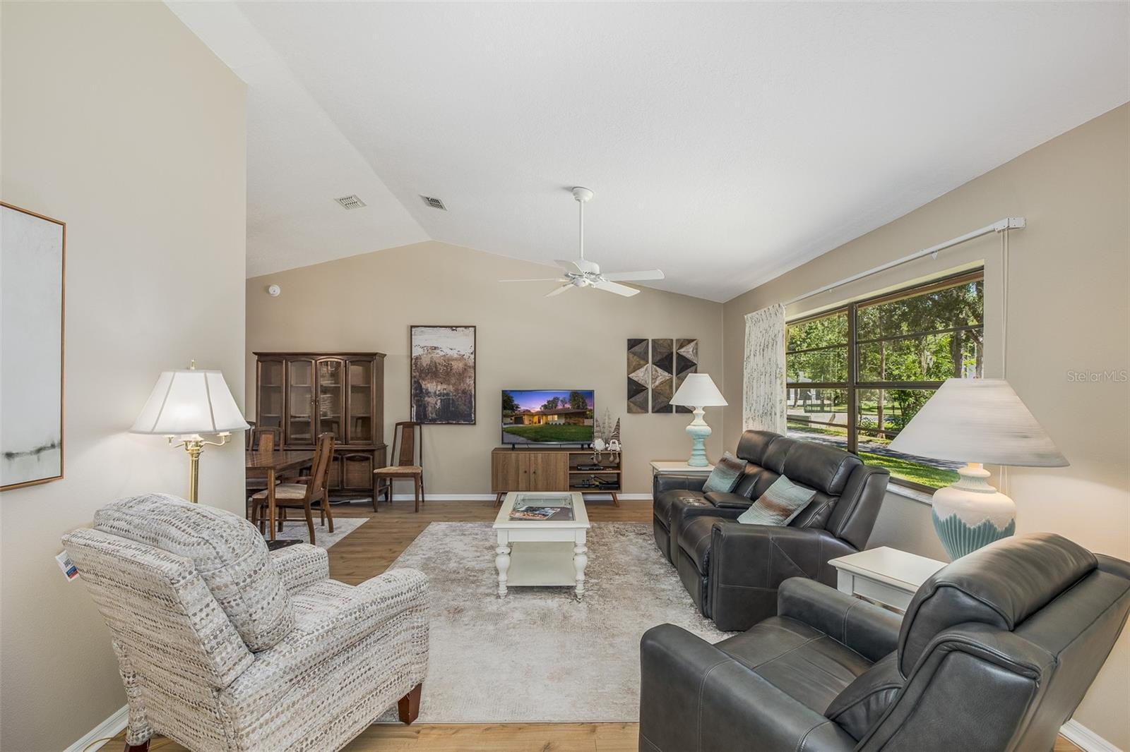 Image 27 of 84 For 5621 Antelope Lane