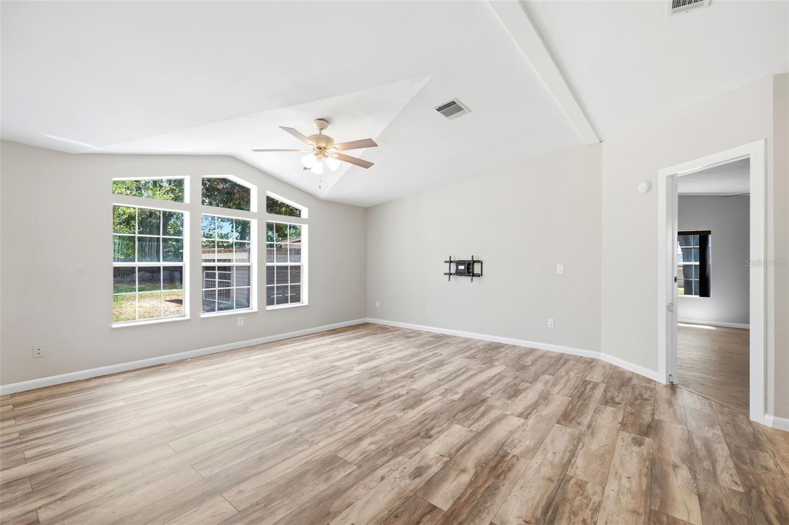 Image 11 of 85 For 8606 Boyt Road