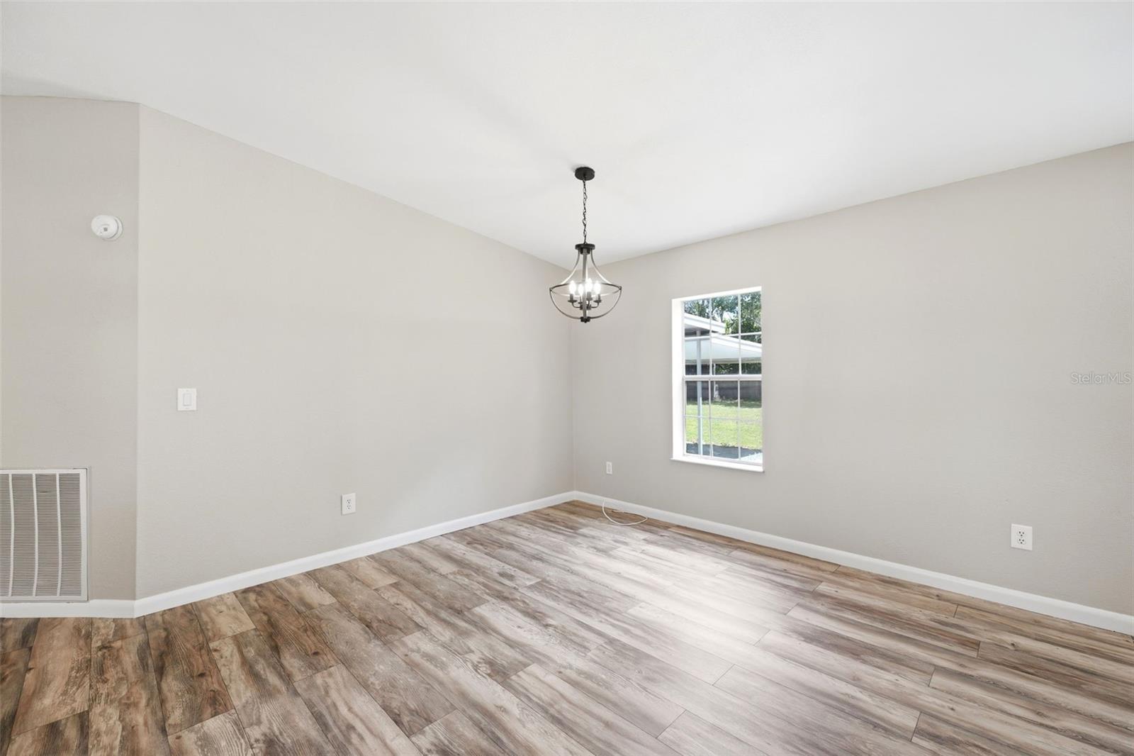 Image 18 of 85 For 8606 Boyt Road