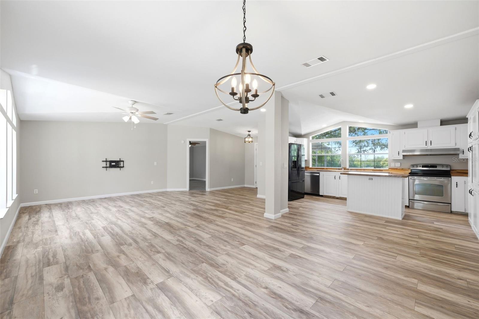 Image 19 of 85 For 8606 Boyt Road