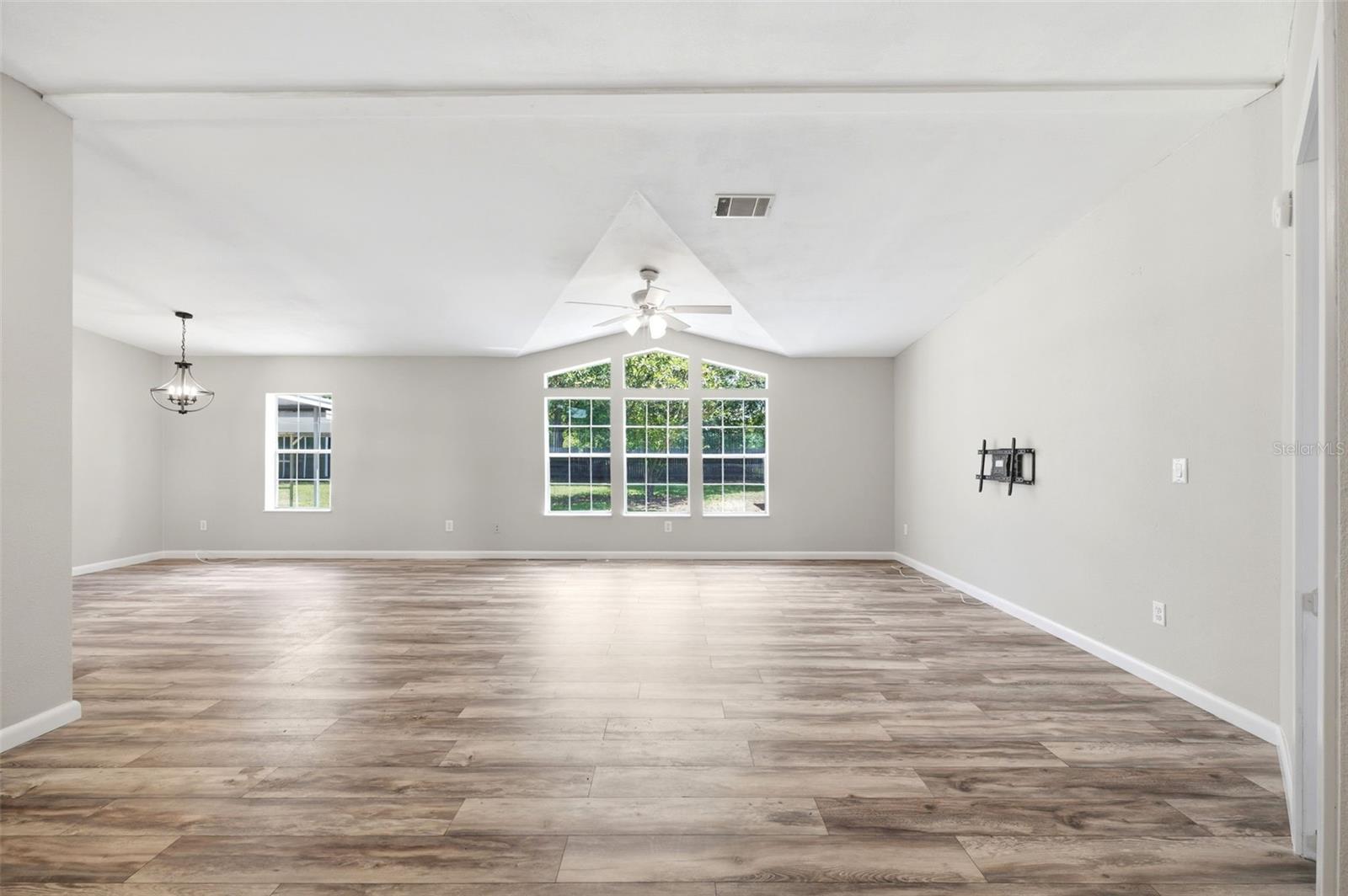 Image 9 of 85 For 8606 Boyt Road