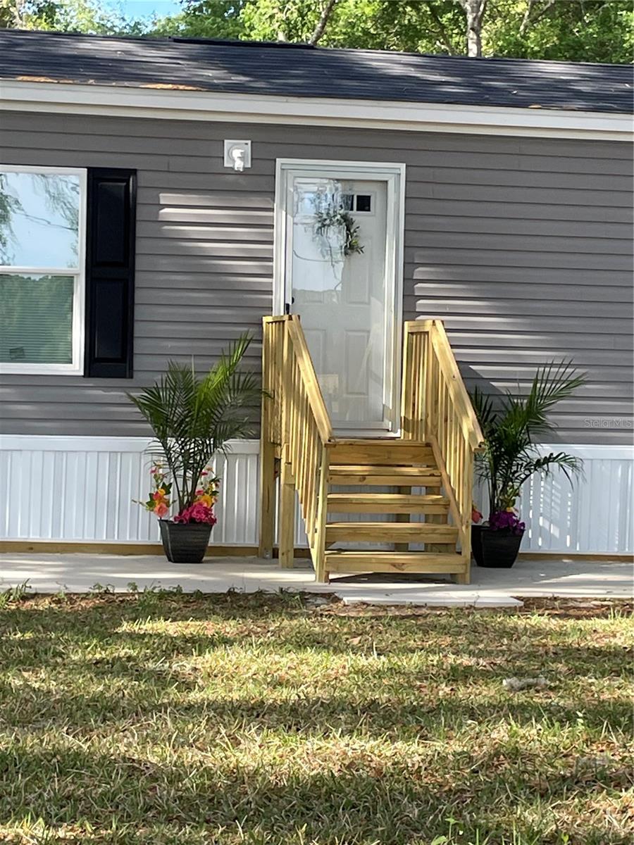 Image 4 of 20 For 7697 165th Street