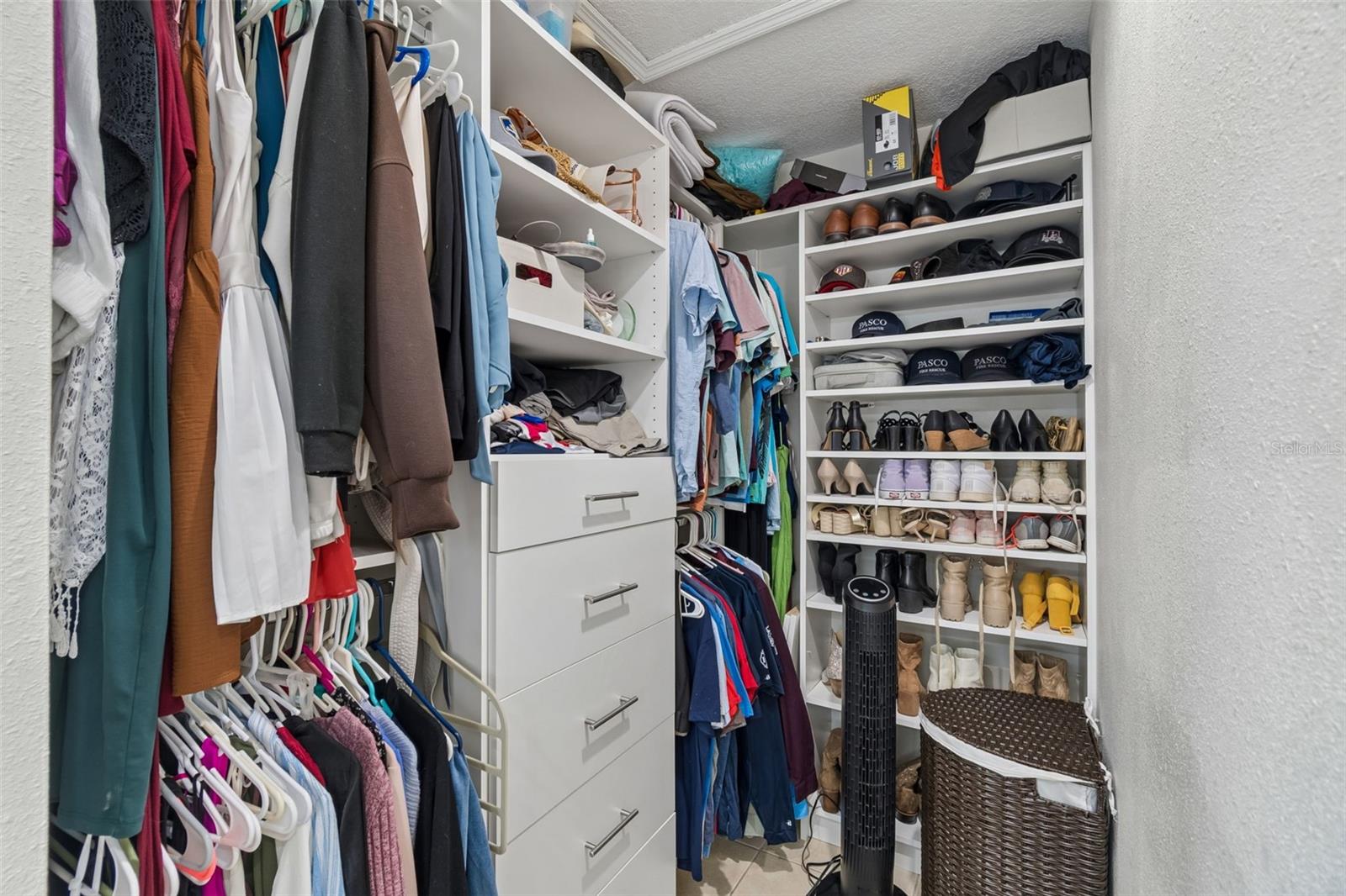 Image 23 of 40 For 4206 Boston Circle