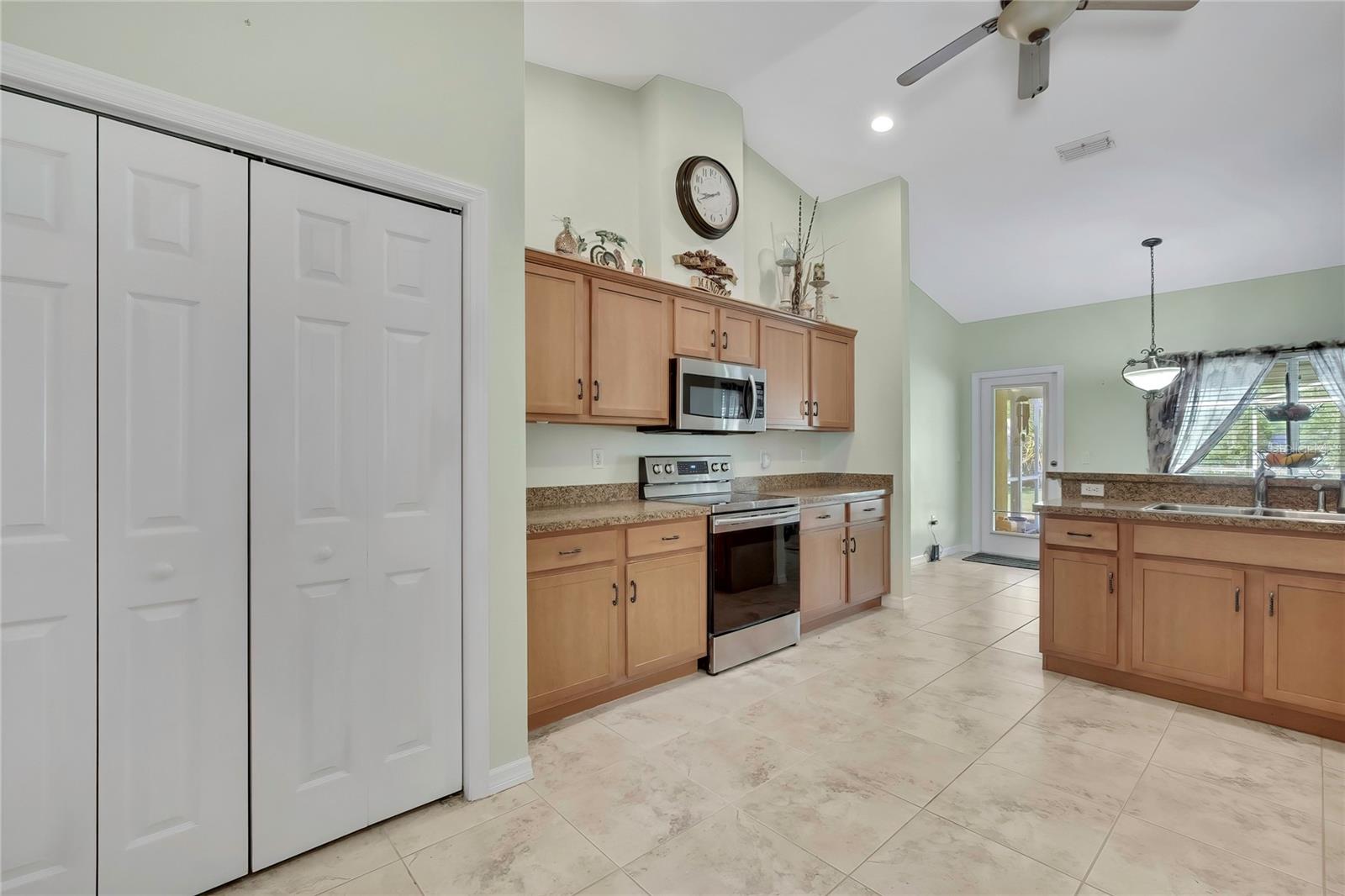 Image 11 of 48 For 15157 Duck Hawk Road