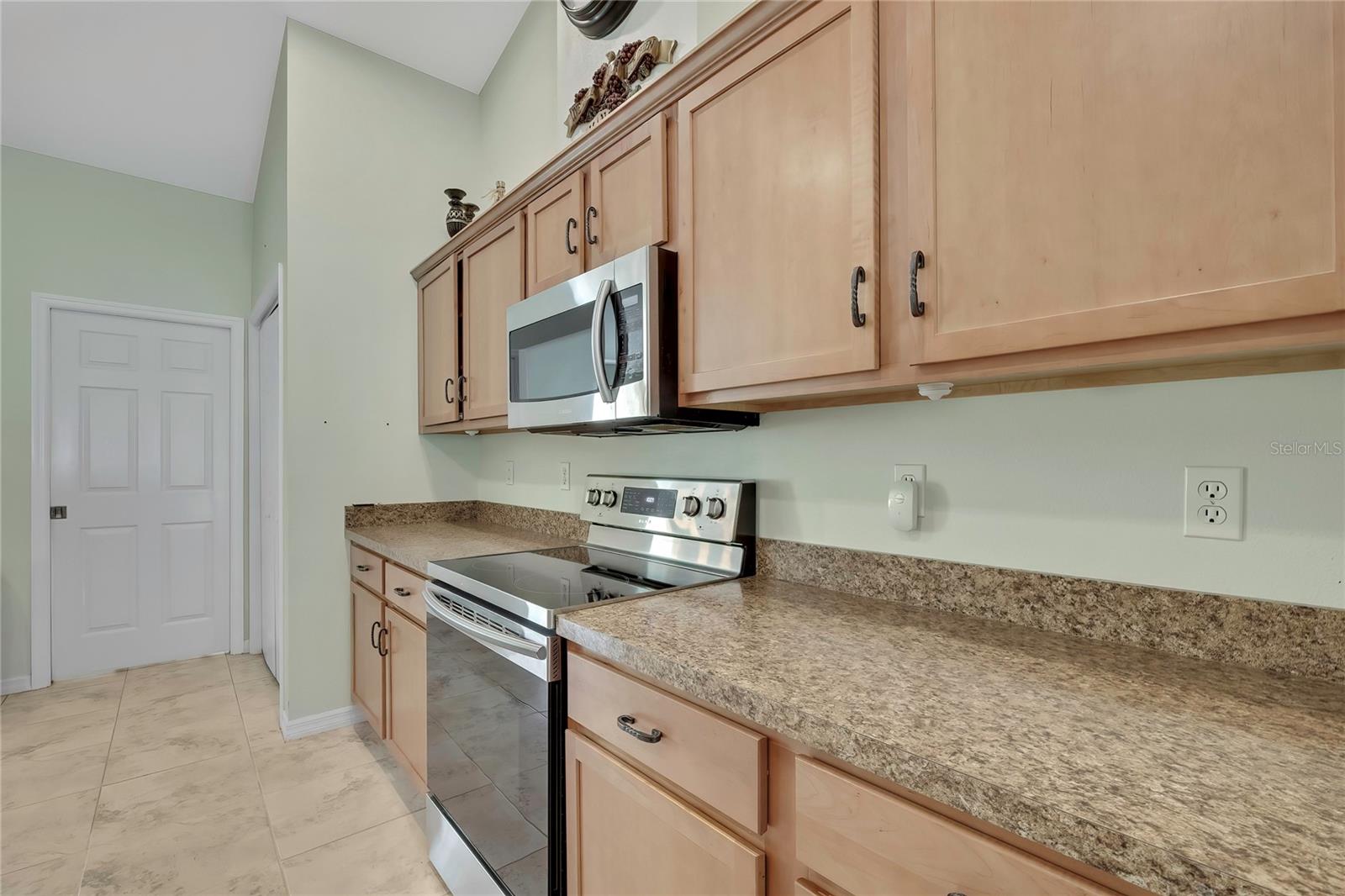 Image 8 of 48 For 15157 Duck Hawk Road