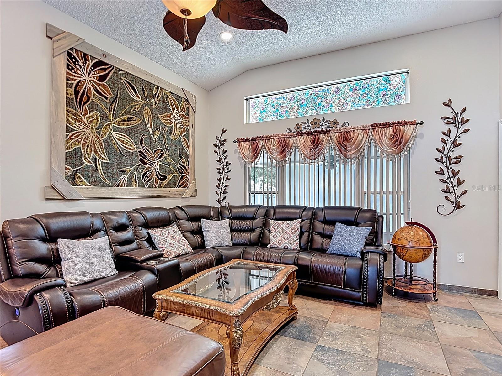 Image 10 of 34 For 14127 Whitecap Avenue