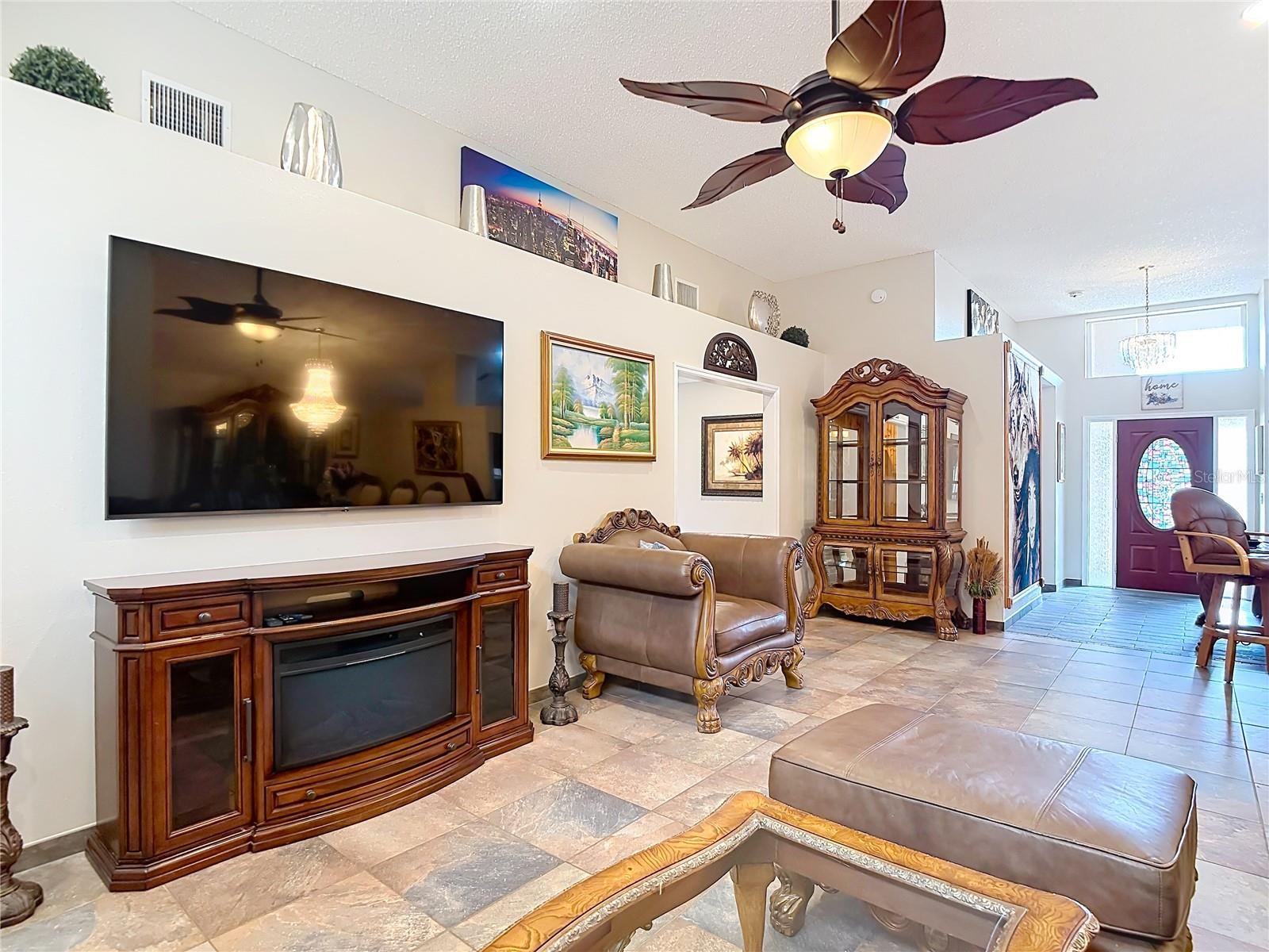 Image 11 of 34 For 14127 Whitecap Avenue