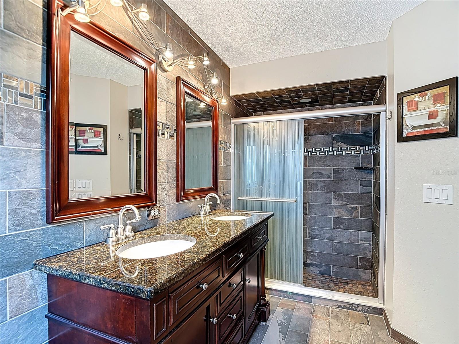 Image 14 of 34 For 14127 Whitecap Avenue