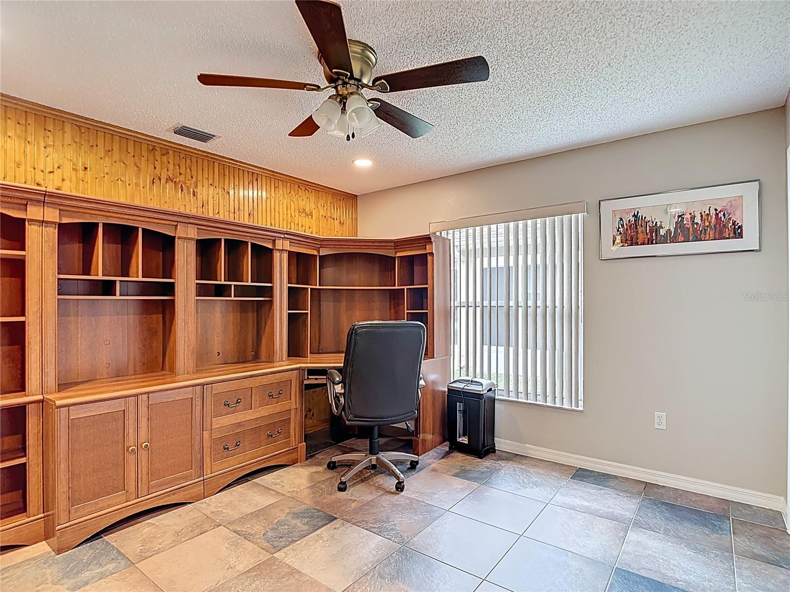 Image 23 of 34 For 14127 Whitecap Avenue