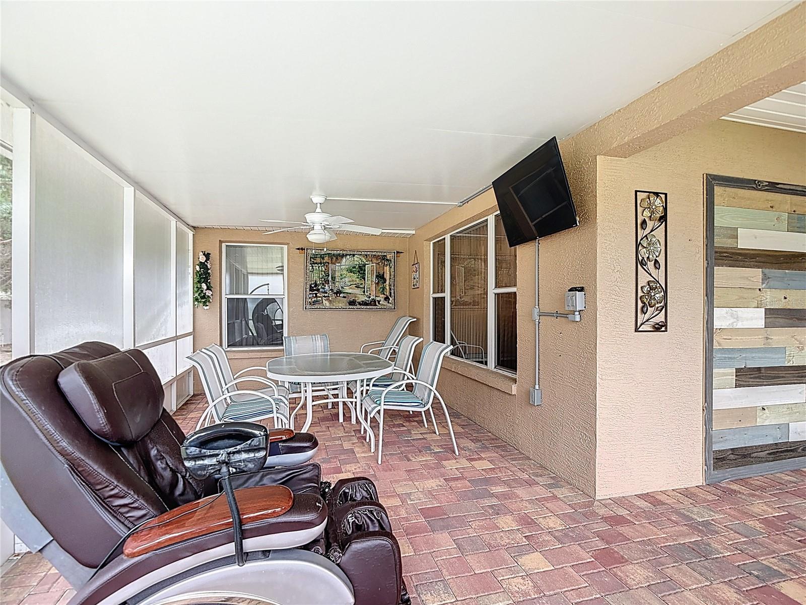 Image 28 of 34 For 14127 Whitecap Avenue